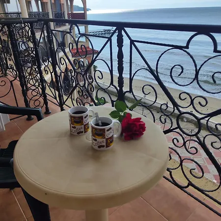 Aparthotel Umi 3*