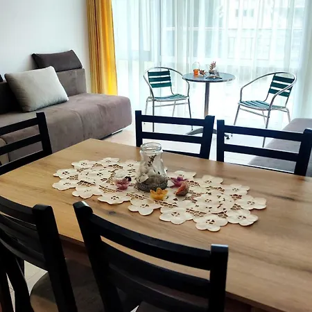 Hotel de apartamente Umi 3*
