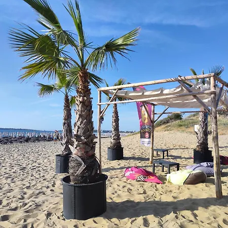 Umi Aparthotel 3*