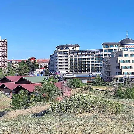 Aparthotel Umi 3*
