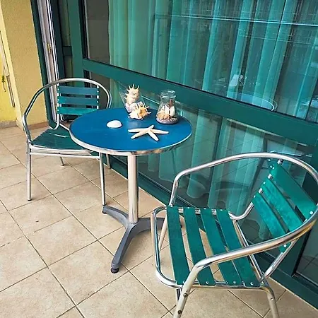 Aparthotel Umi 3*