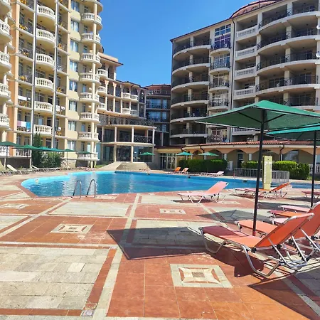 Umi Apartahotel 3*